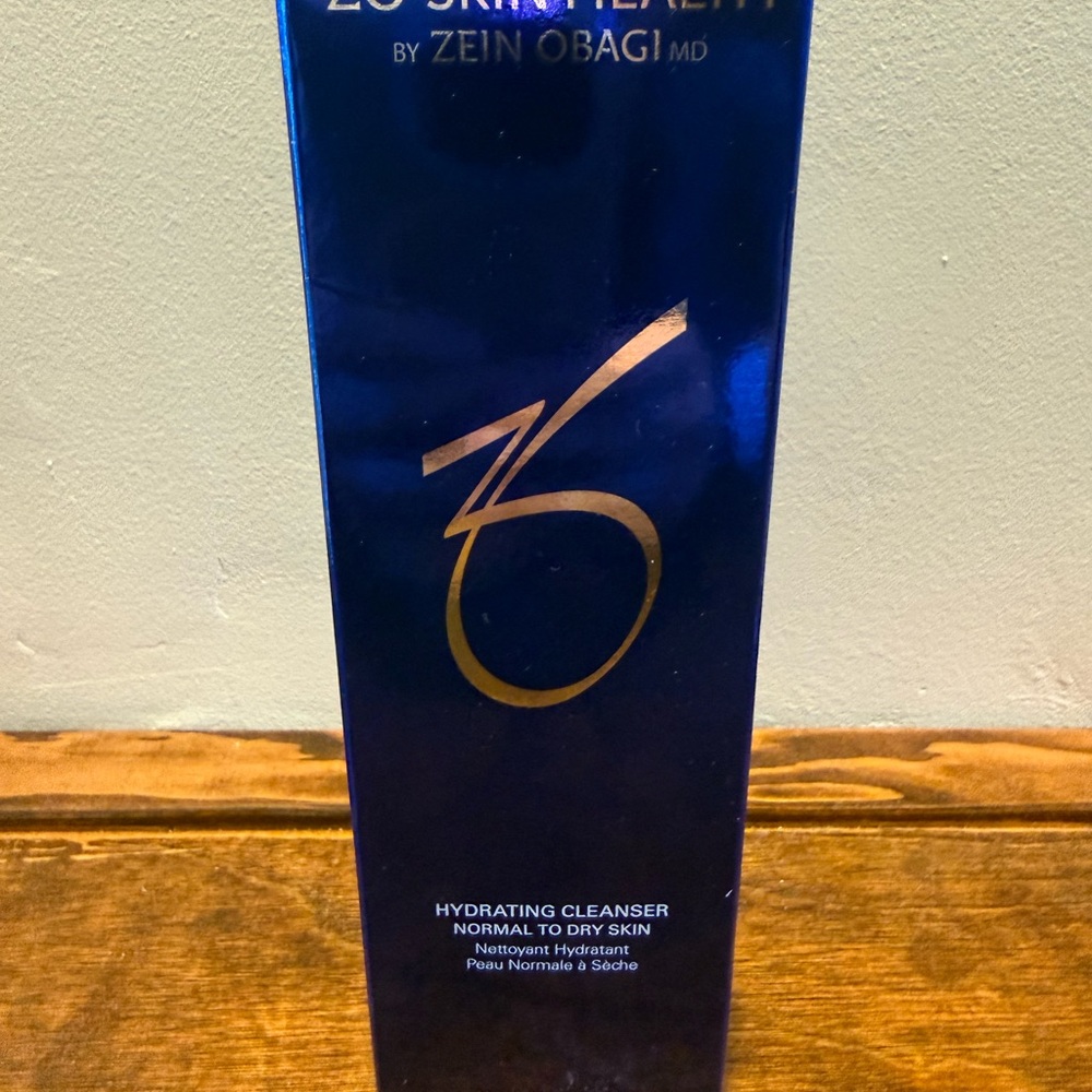 ZO Skin Health Hydrating Cleanser -6.7oz